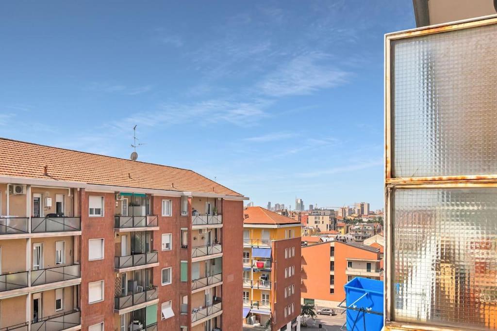 Alessia'S Flat - Caroli Apartment Milan Bagian luar foto